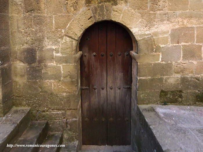 PUERTA DE LOS CANÓNIGOS EN EL MURO NORTE DEL TEMPLO